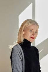 Amanda Harris